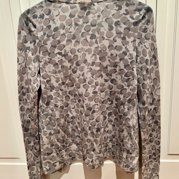 Ann Taylor cardigan - Picture 2 of 5